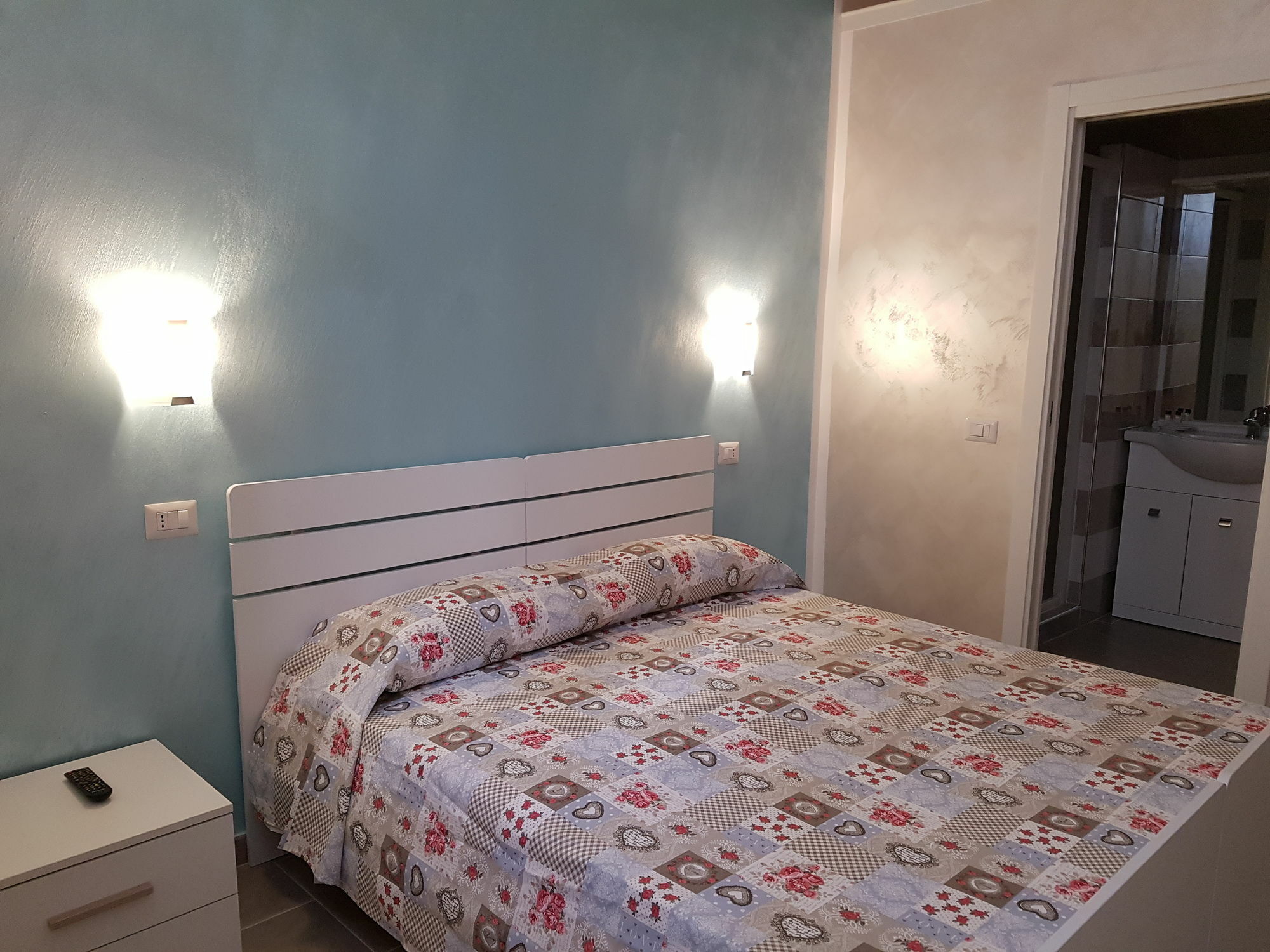 ナポリ Le Torri Aragonesi Bed & Breakfast エクステリア 写真